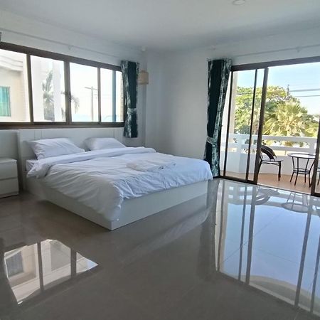 Boho Rent A Room Praia de Jomtien Exterior foto