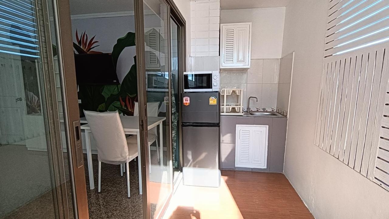 Boho Rent A Room Praia de Jomtien Exterior foto