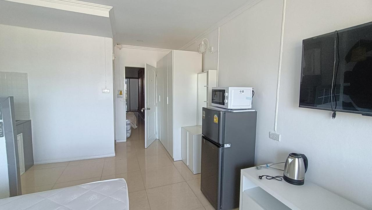 Boho Rent A Room Praia de Jomtien Exterior foto
