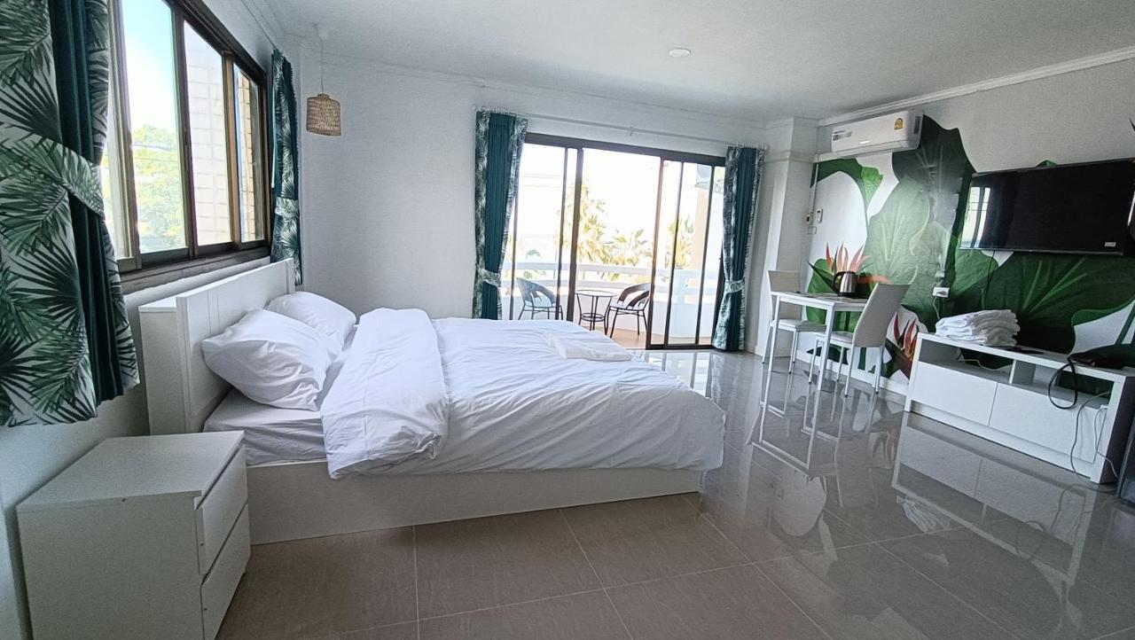 Boho Rent A Room Praia de Jomtien Exterior foto